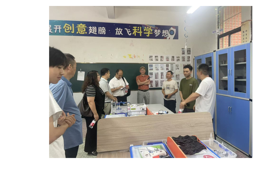 聚焦人工智能教育，省级专项调研组赴凤凰实地走访