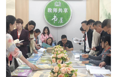 双峰县永丰街道城北学校：思想碰撞凝聚教育合力 推动区域教育均衡发展