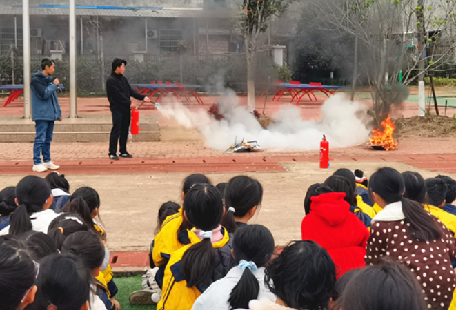 道县：让安全意识深植学生心田