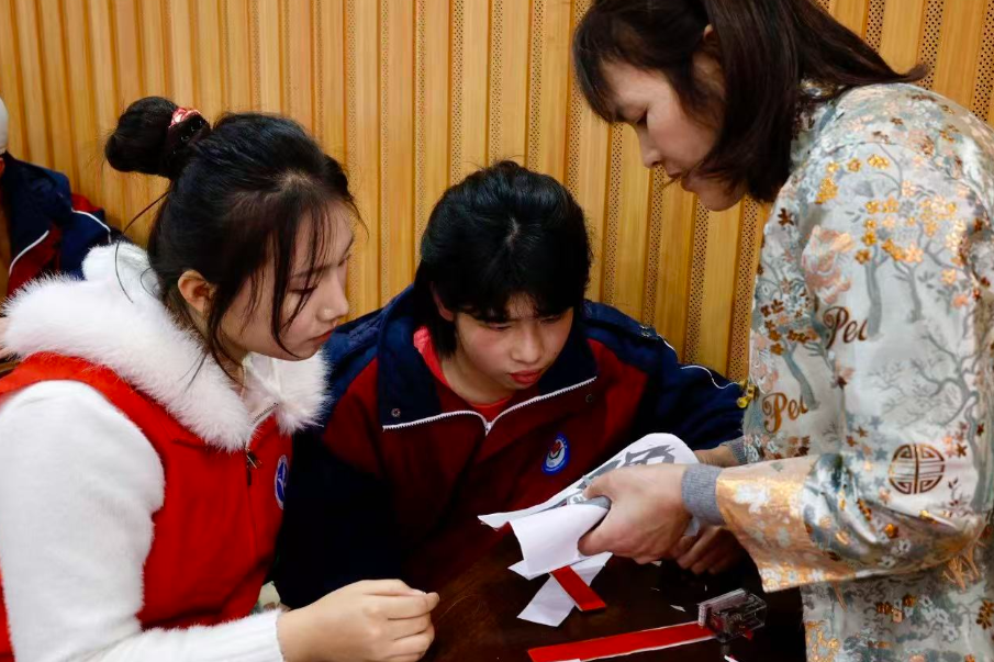 湖南科技学院：为特殊儿童送上一堂沉浸式艺术课