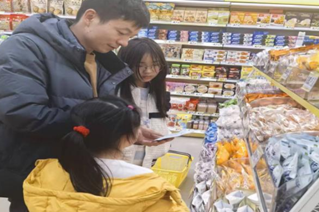 衡阳县界牌镇中心小学：开在超市的“3·15”课堂