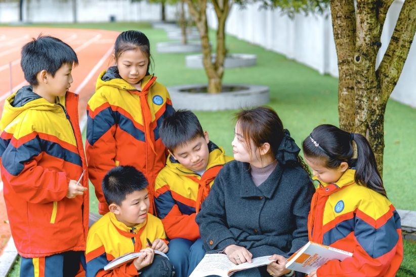 走近书香校园 | 根植乡土，书香致远——洞口县山门镇市镇完全小学书香校园建设侧记