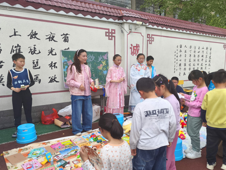 湘潭市岳塘区湘钢三校霞光校区：尚新少年传温情 文明润心献爱心