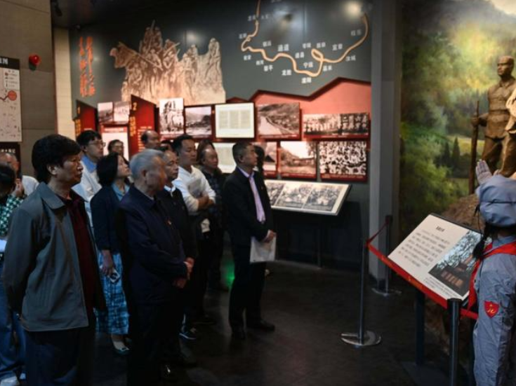 怀化市“弘扬长征精神，争做时代新人” 青少年主题教育实践活动启动仪式在通道举行