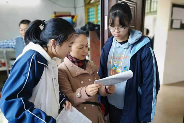 盛利华：愿一辈子扎根湘西 