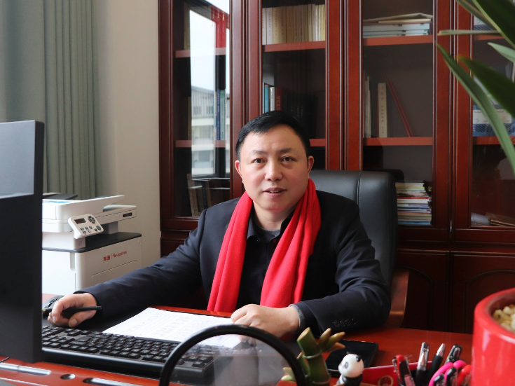 陈建林：守在校门口的那棵树