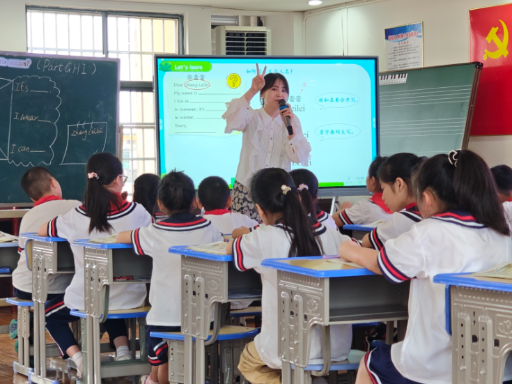深耕课标研课堂 益阳市资阳区小学英语学科工作室开展主题研修活动