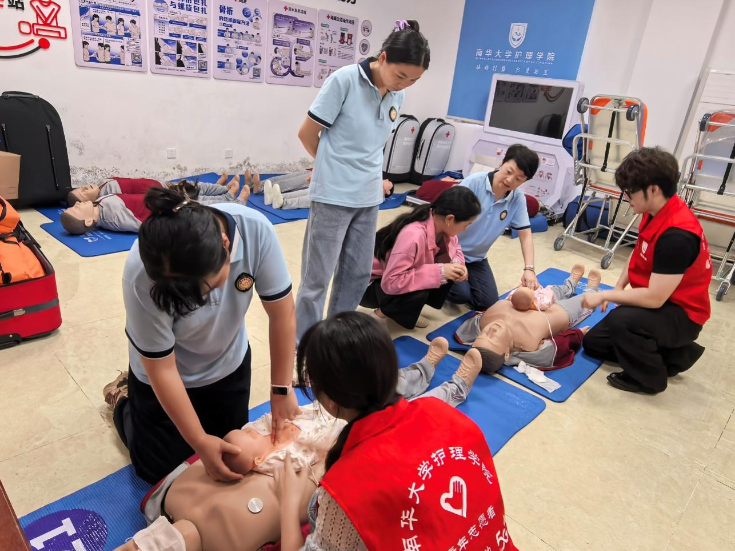 南华大学开展六一幼儿健康科普与急救培训活动