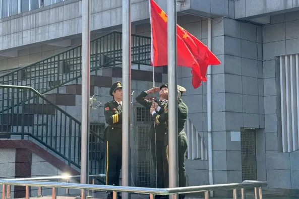 青春无悔 梦想启航 常德市鼎城区第一中学为2026届高三学子举行考前大会