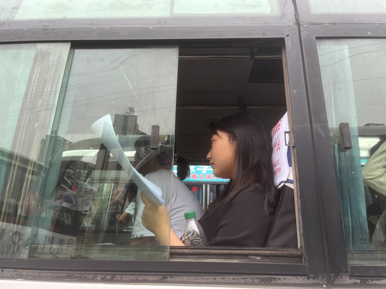 桃源中学学生.jpg