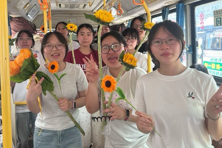 石门瑜远中学：全程守护  为梦出发