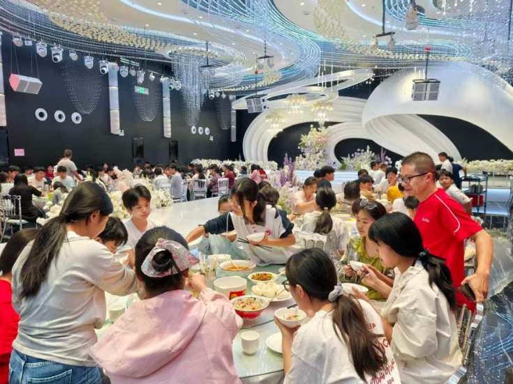 邵东四中：高考护航 一枝一叶总关情