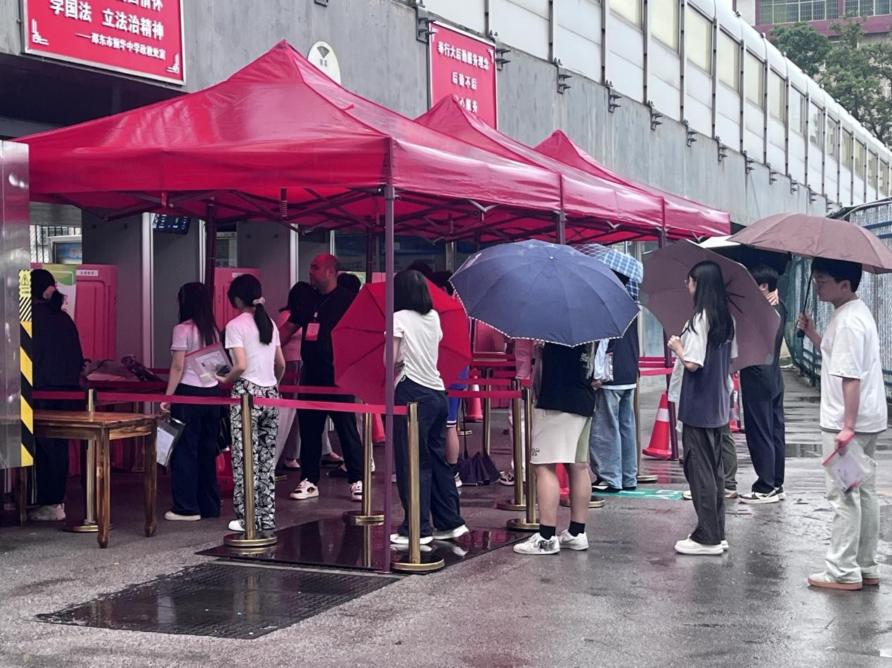 振华中学2.jpg