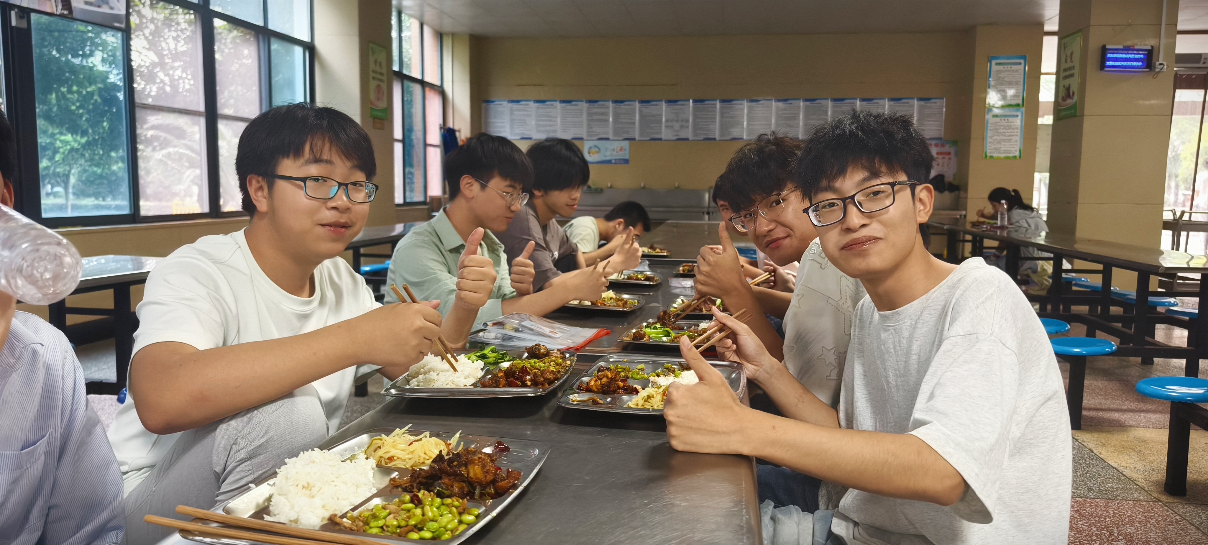 “食”力助考 暖心护航！芷江一中专属高考食谱为学子加油打气_QQ浏览器图片提取_1.jpg