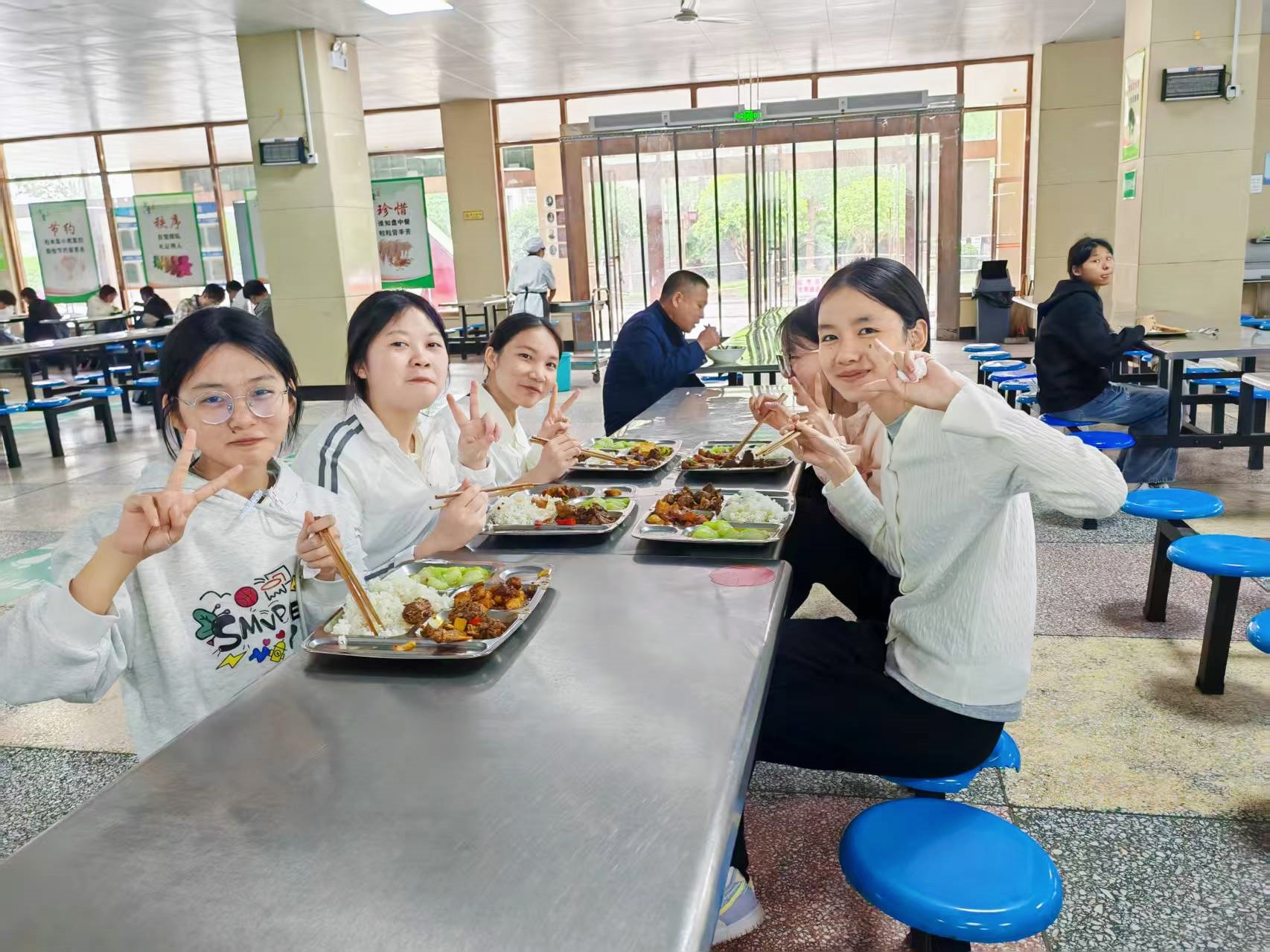“食”力助考 暖心护航！芷江一中专属高考食谱为学子加油打气_QQ浏览器图片提取_13.jpg