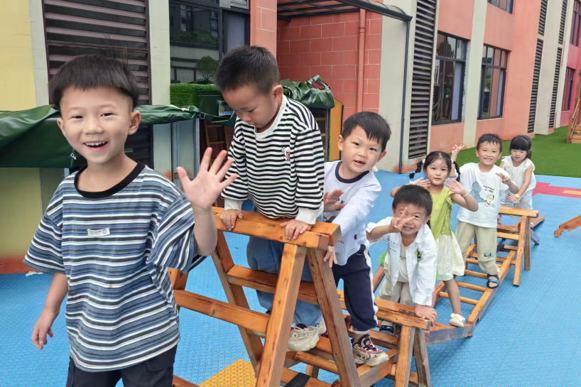 嘉禾县第二幼儿园：开展“我的眼睛最明亮”趣味控评主题活动