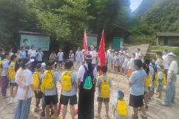 屈修合：让论文写在武陵源的山水间
