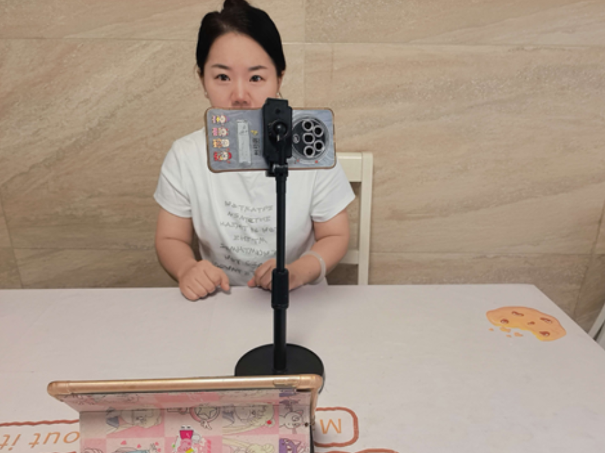 新晃县思源实验学校：教师相聚云端品读经典