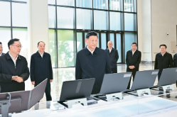 习近平：一体推进教育科技人才发展