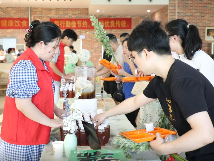 药膳有方 健康同行 南华大学举办药香端午主题活动