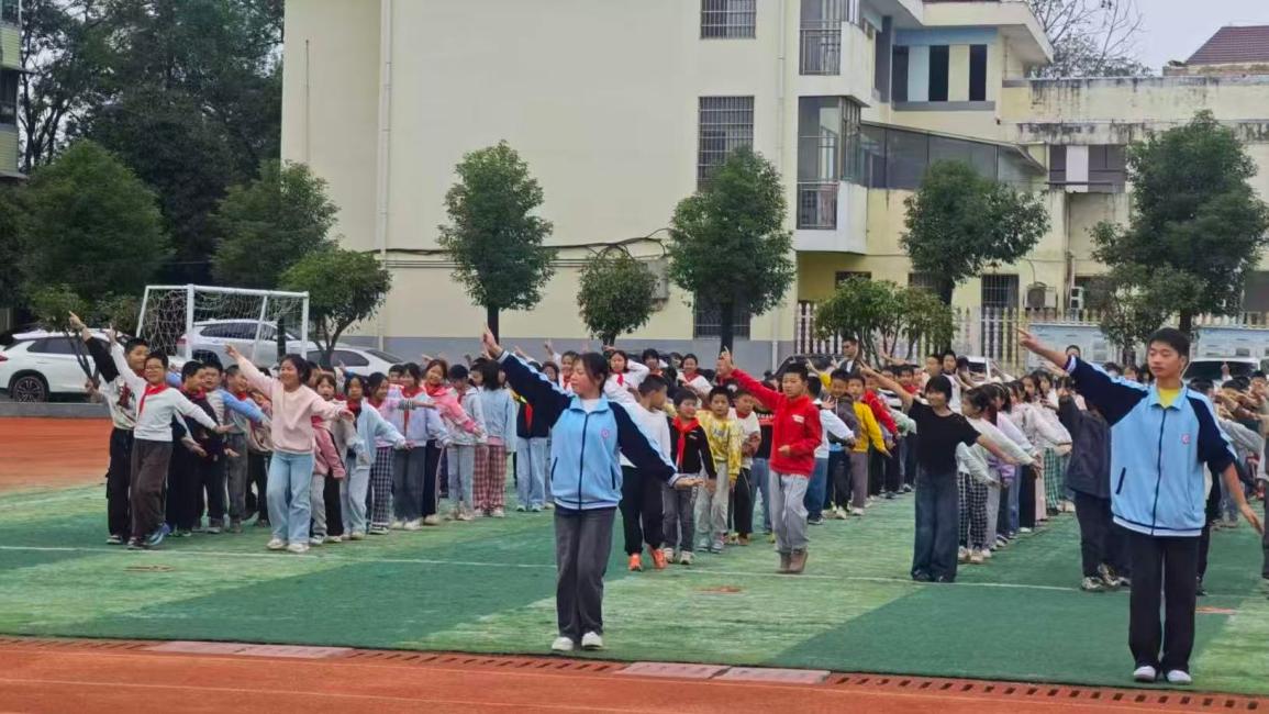 图片2.jpg 图片2.jpg