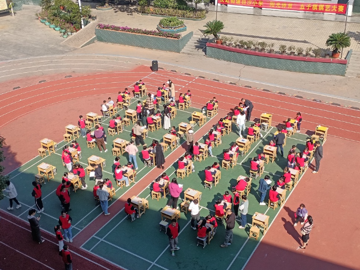祁阳白沙完小：一盘五子棋，涵养学子好品格
