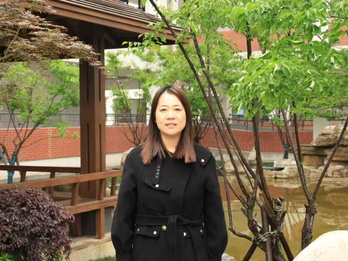 【湖湘好教师】长郡麓谷中学龚丹：春风化雨润桃李 立德树人守初心