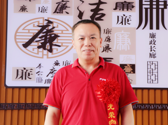 【湖湘好教师】湖南师大附中博才实验中学大科城校区张定正：初心铸师魂 笃行育新人