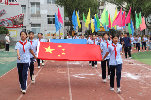 湘潭市湘机小学教育集团：第十届田径运动会开幕式举行