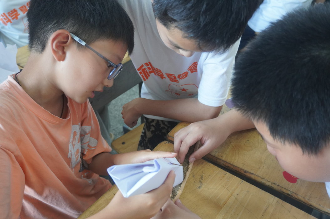 南华大学“青囊育禾”赴乡村小学传承中医药文化
