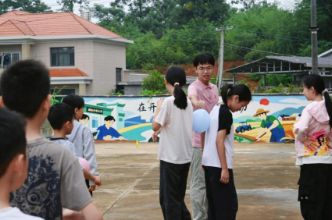 长沙师范学院：趣味课堂强体魄  以体育人润童心