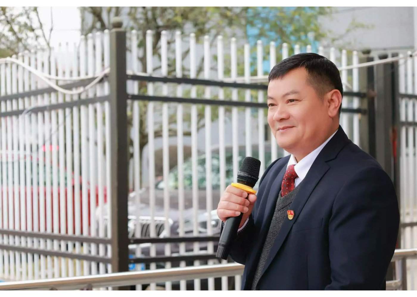 书记校长说|武冈二中党委书记、校长周孝军：永葆初心 笃行致远