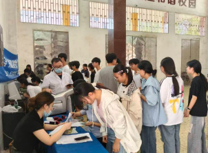 【衡东站】守护明亮双眸 共筑清晰未来，衡东五中开展学生视力专项检测活动