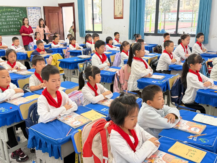 【鼎城区站】严家岗小学：礼仪润校园 风采伴成长