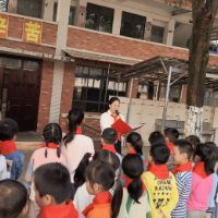 【衡阳县站】红领巾传递光荣与责任，金兰镇中心小学举行新队员入队仪式
