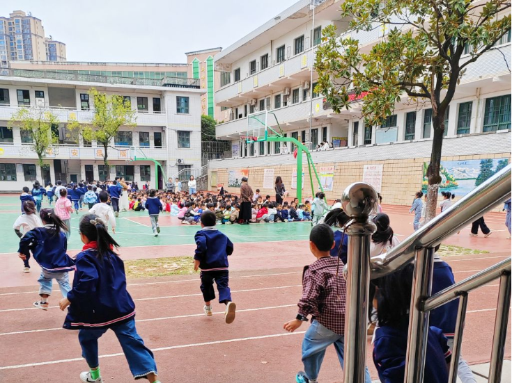 【衡东县】新塘镇中心学校：警报声里的“生命必修课”