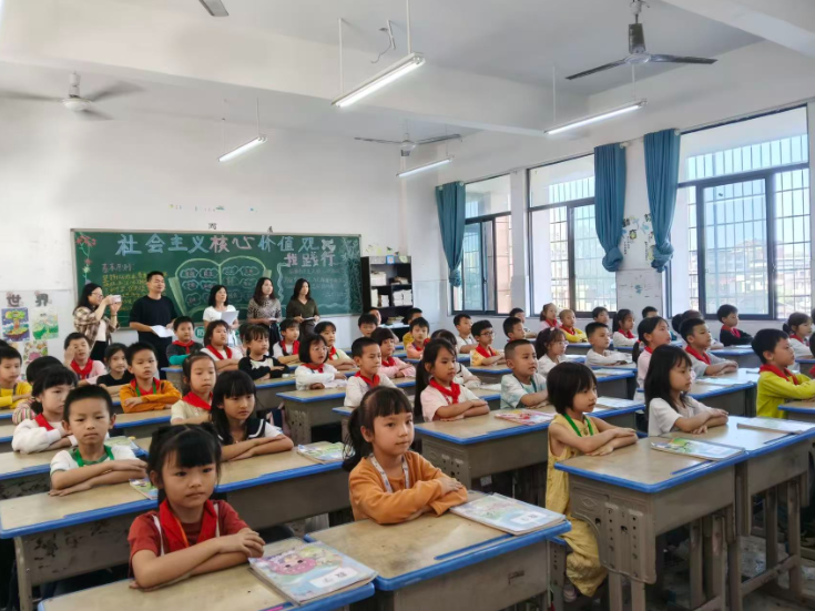 【耒阳站】实验中学铁路园分校：常规比赛进教室，习惯养成促成长