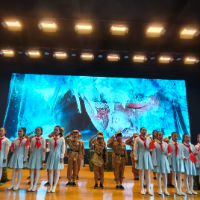 【辰溪站】演绎课本经典，育才学校五年级“课本剧”展演精彩上演