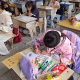 【鼎城区站】便利贴贴满感恩展板，谢家铺中学教师节活动暖意融融