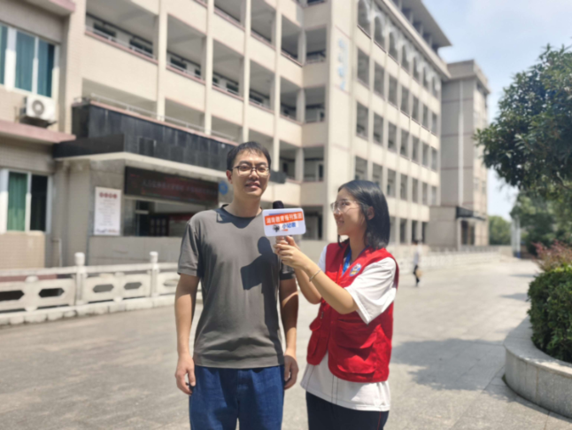 闪闪发光的老师｜【衡南县站】衡南一中封炎志：七载杏坛路，双向赴成长