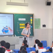 闪闪发光的老师｜【望城区站】张瑶：温柔暖心，润物无声