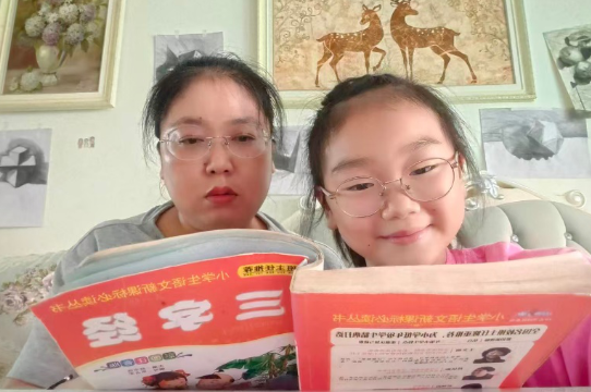 闪闪发光的老师｜【辰溪站】我的教师妈妈