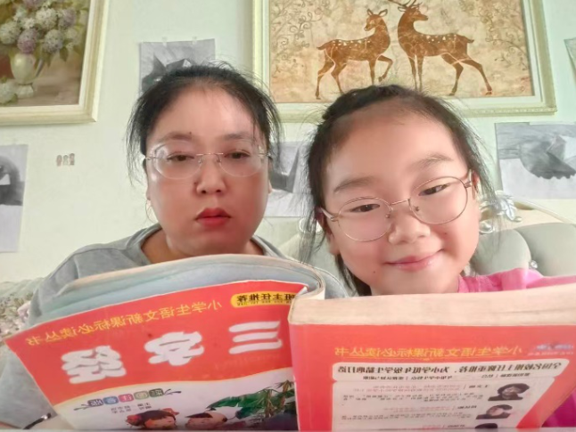 闪闪发光的老师｜【辰溪站】我的教师妈妈