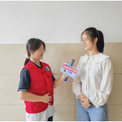闪闪发光的老师｜【望城区站】岳银：课堂有笑声 课后有坚守