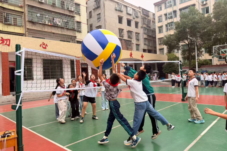 【耒阳站】彭桥完小：趣玩团辅释压力，阳光心灵伴成长