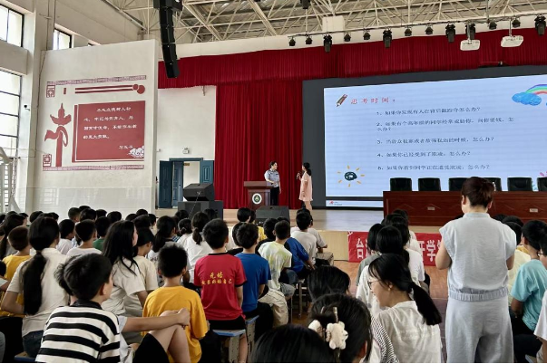 【衡阳县站】台源镇芙蓉学校：警校联动筑防线，法治清风进校园