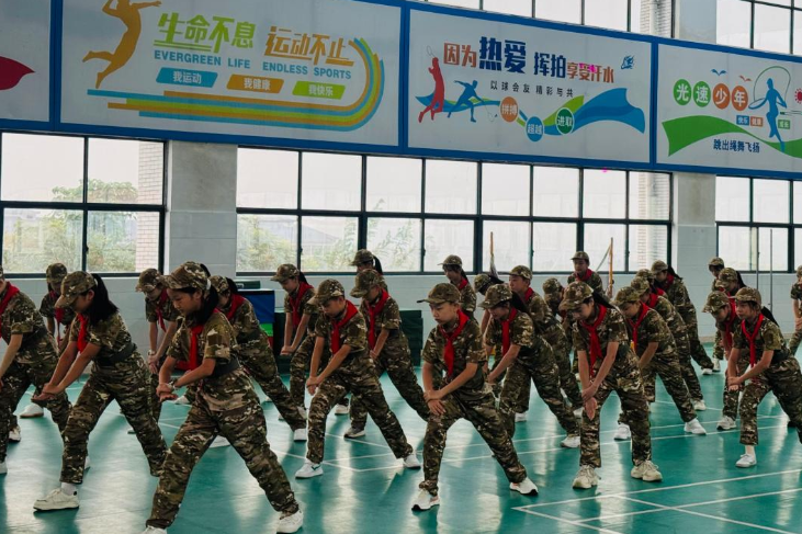 【衡阳县站】讲长征故事，铸少年军魂，杨柳学校国防教育月主题活动启动