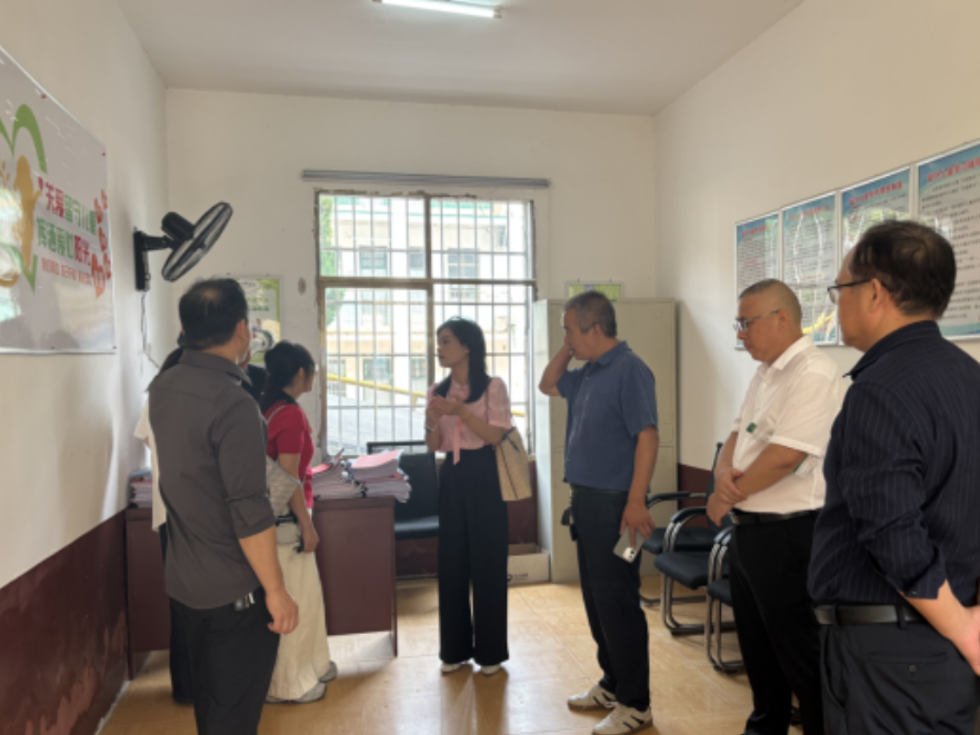 踏校察“心”，问诊育人，全玲玲心理名师工作室深入衡南开展心理健康实地调研