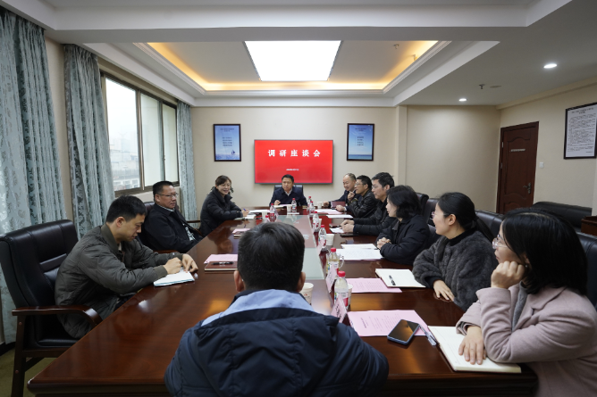 舒斌到湖南教育报刊集团 调研指导产业发展工作