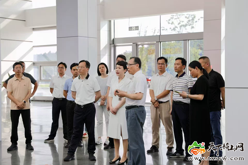 微信图片_20250609180354_副本.jpg
